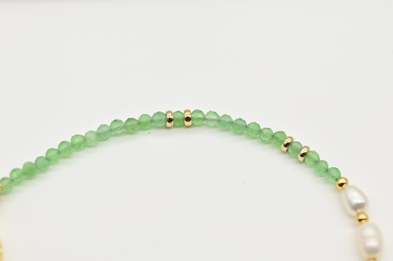Green Aventurine and Pearl Beaded Bracelet with Gold Accents