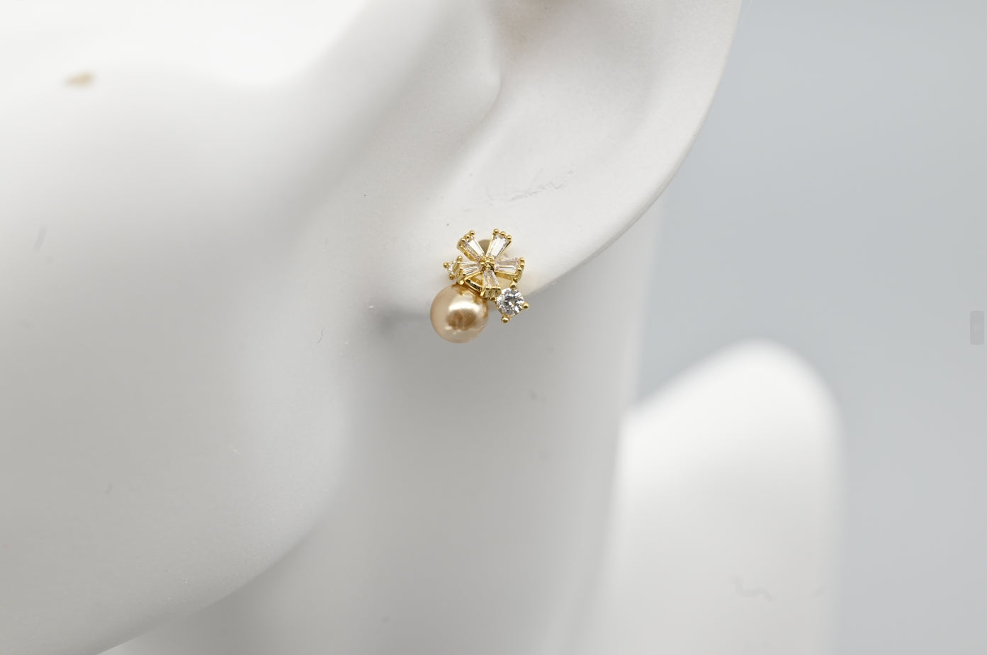 Elegant Gold-Plated Faux Pearl and Cubic Zirconia Flower Stud Earrings