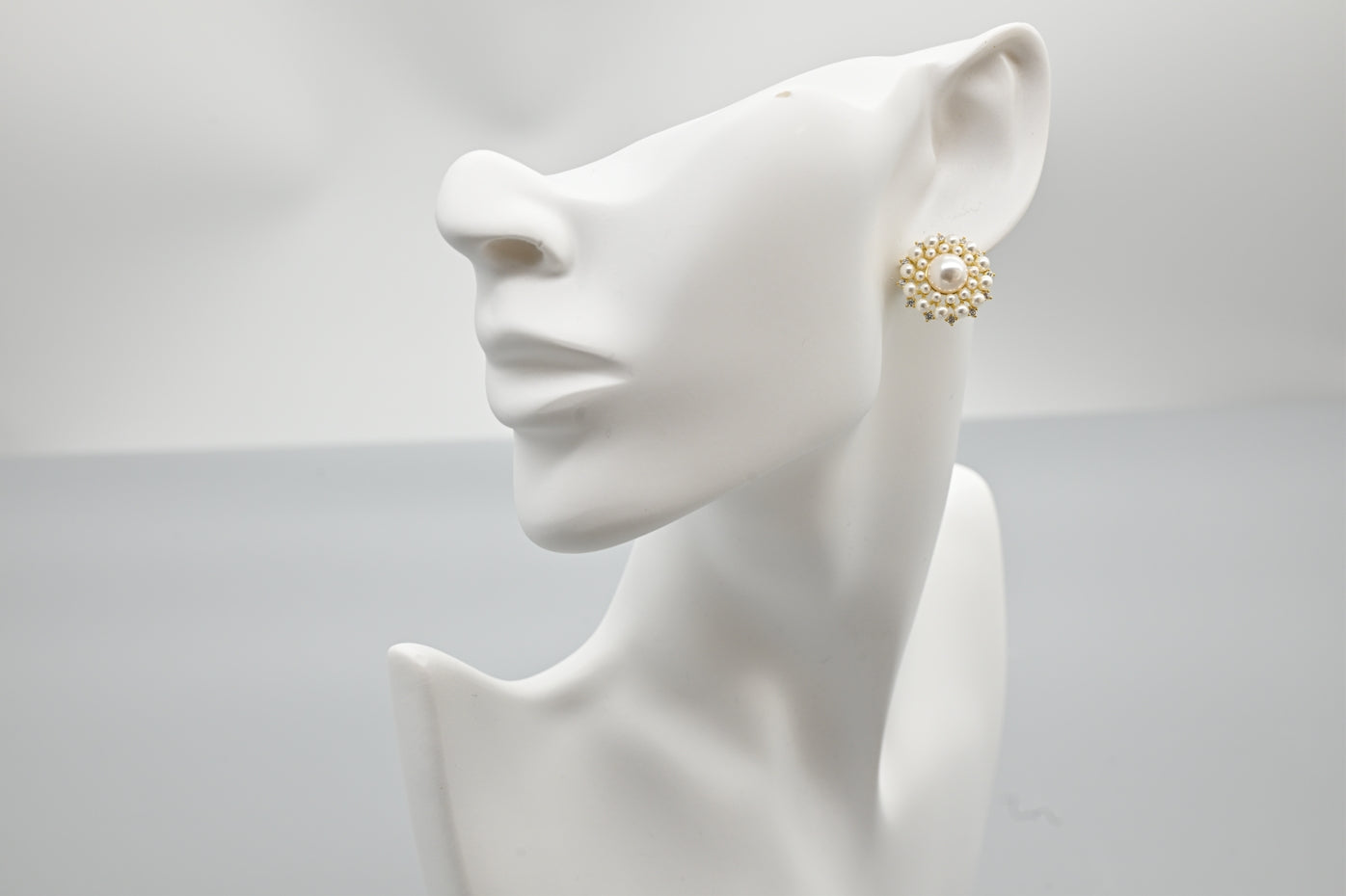 Luxurious Gold-Plated Faux Pearl and Cubic Zirconia Stud Earrings