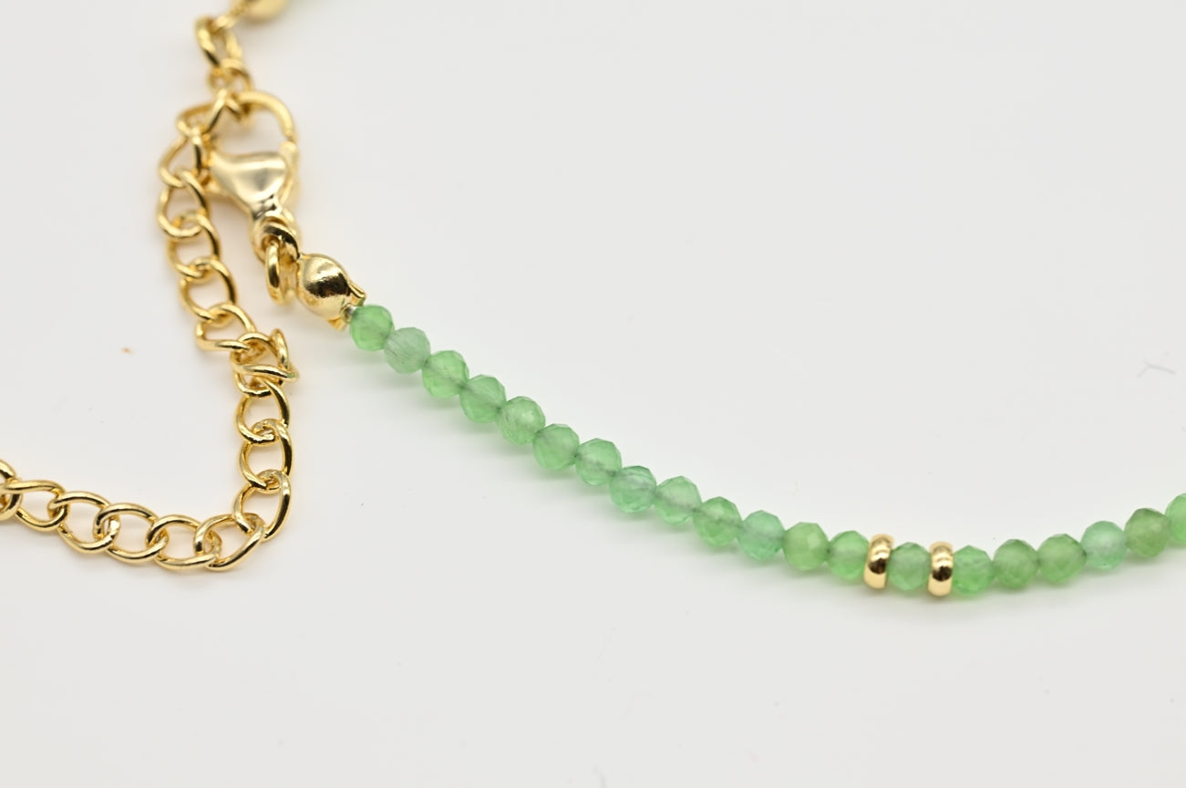 Green Aventurine and Pearl Beaded Bracelet with Gold Accents