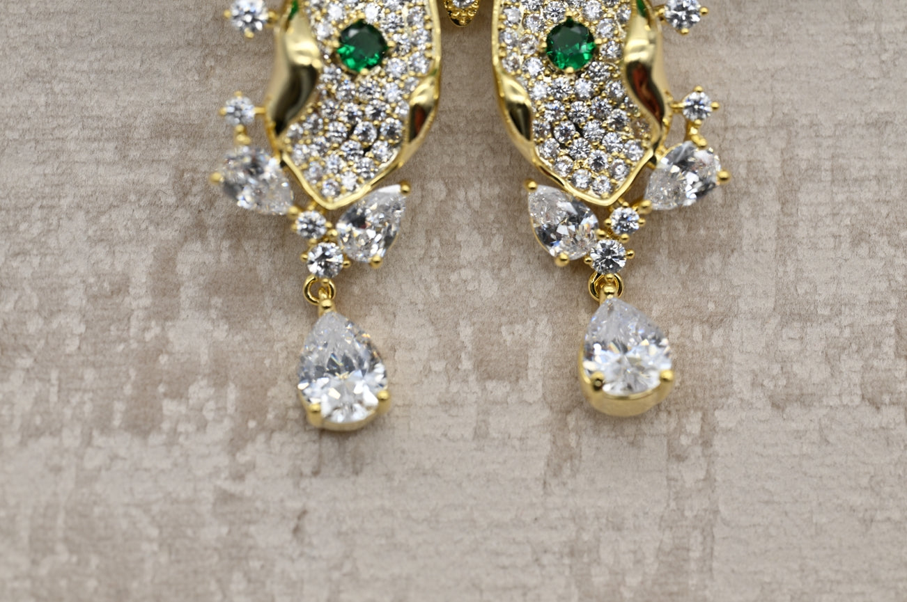 Majestic Emerald Butterfly Brooch