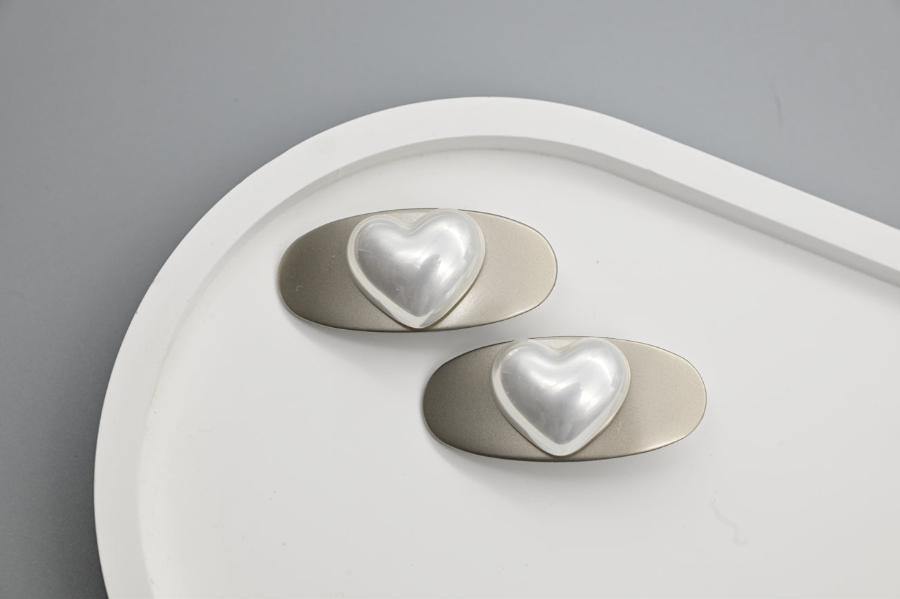 Elegant Heart Hair Clips