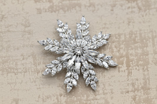Elegant Snowflake Crystal Brooch in Silver