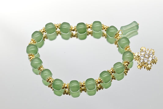 Green Aventurine Beaded Bracelet with Gold Accents