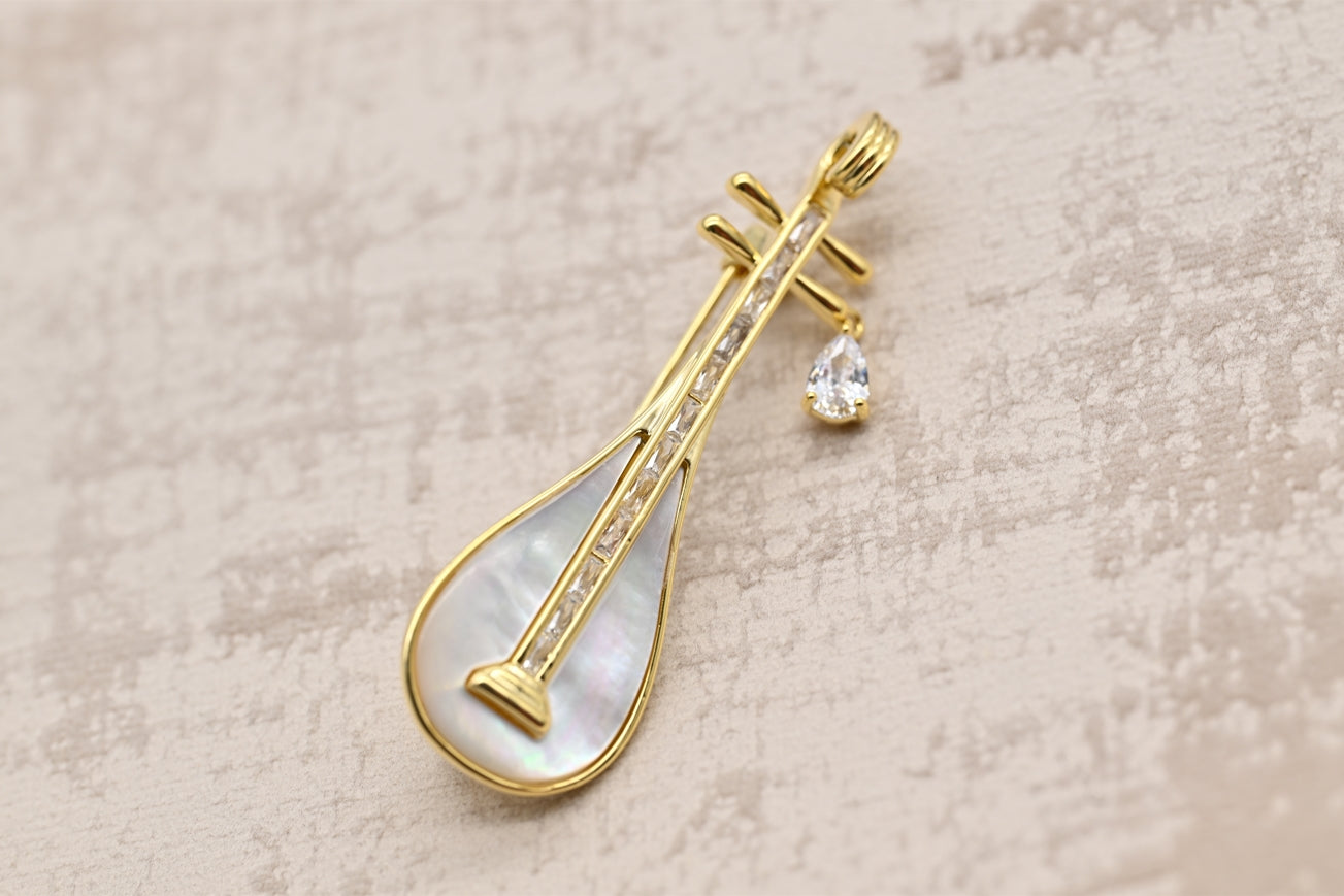 Elegant Lute Brooch