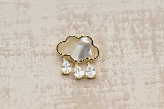 Elegant Cloud Brooch with Crystal Raindrops