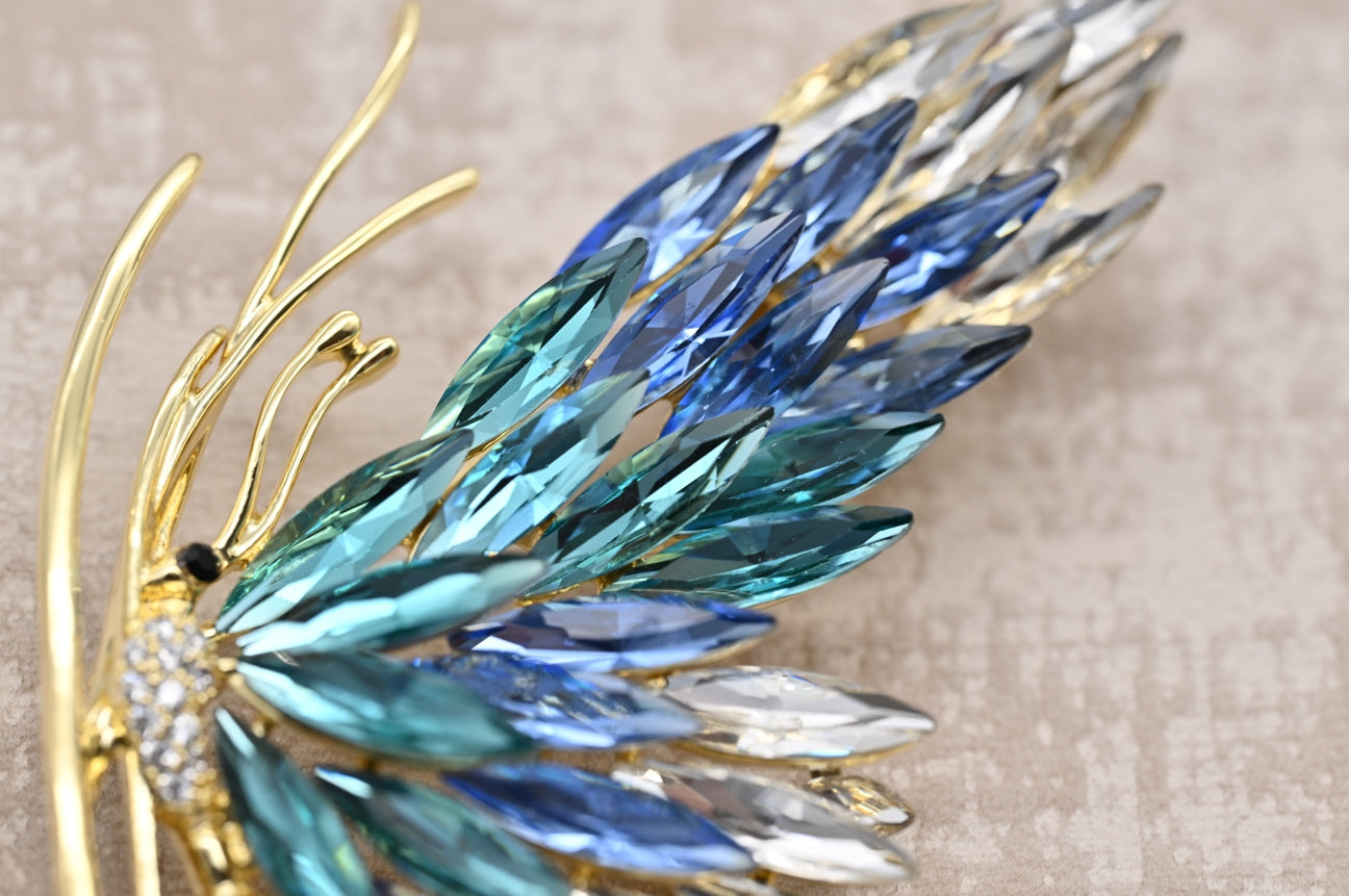 Stunning Crystal Feather Brooch