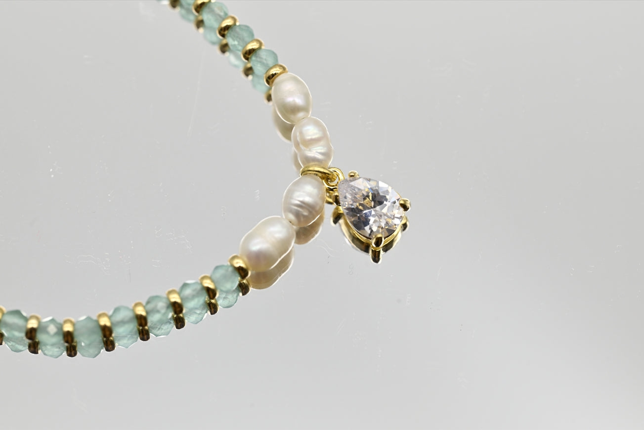 Aquamarine and Pearl Beaded Bracelet with Gold Accents