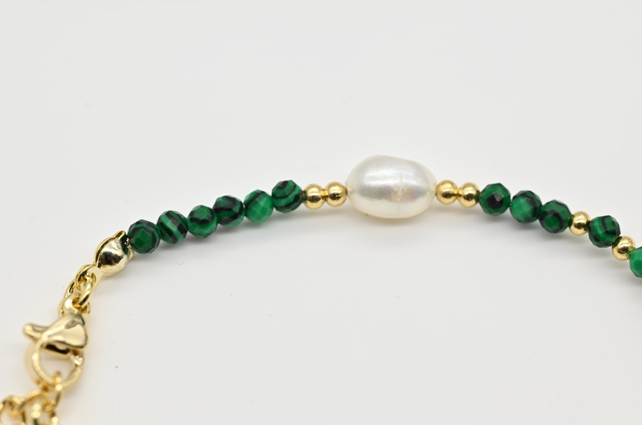Malachite and Pearl Beaded Bracelet with Gold Accents