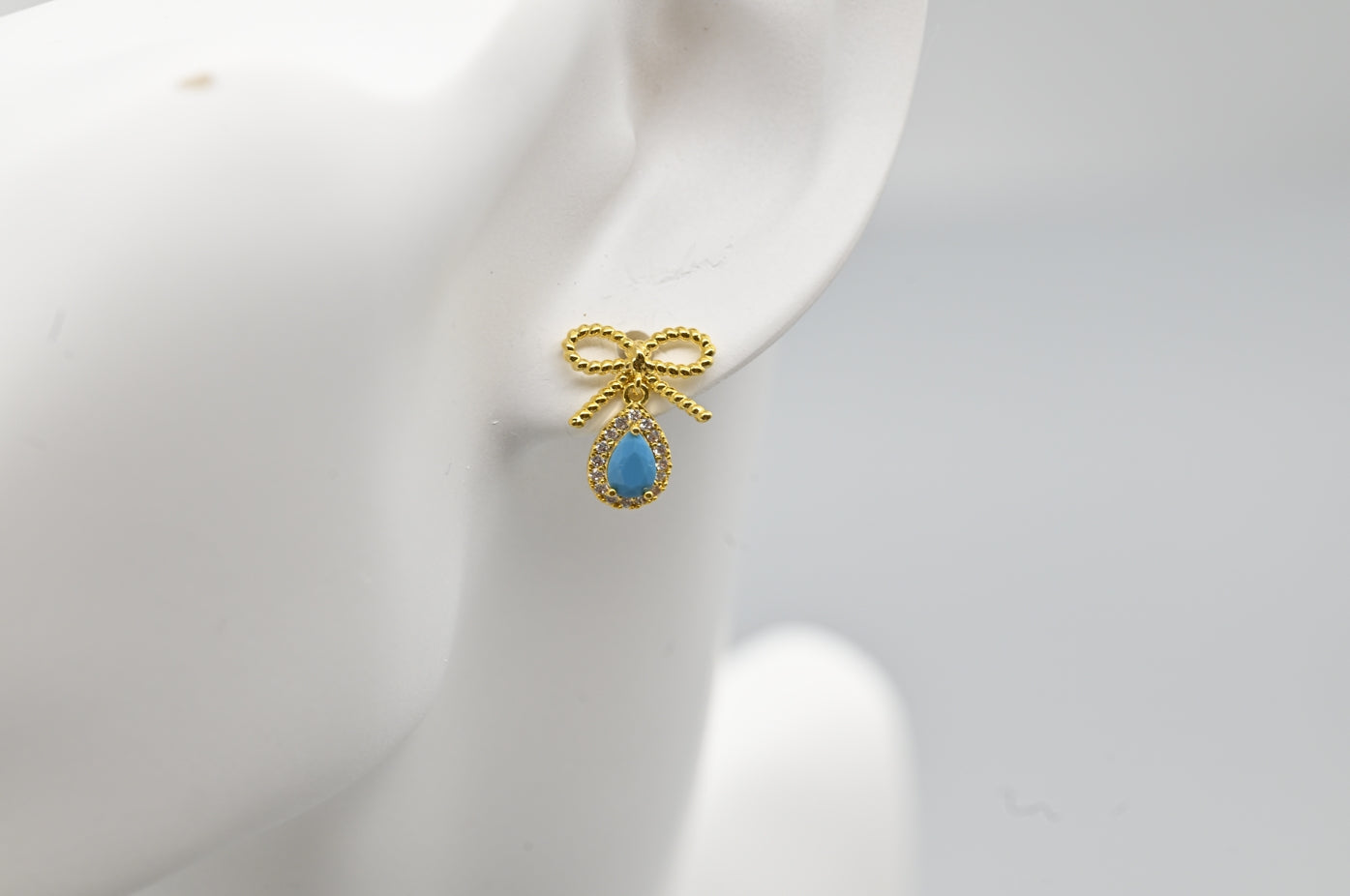 Charming Gold-Plated Bow and Turquoise Teardrop Earrings