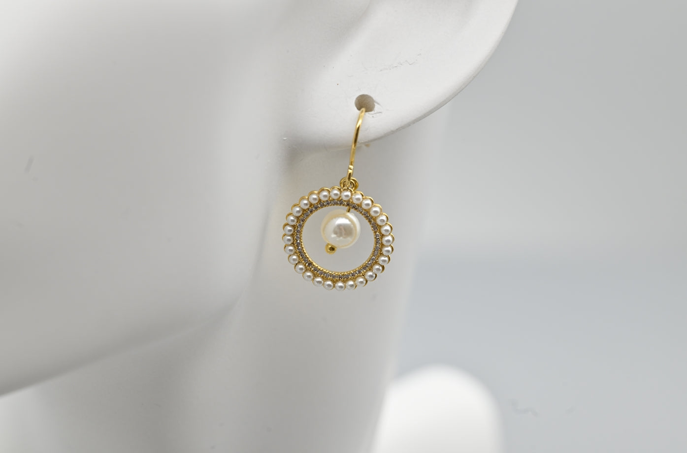 Elegant Circle Drop Earrings