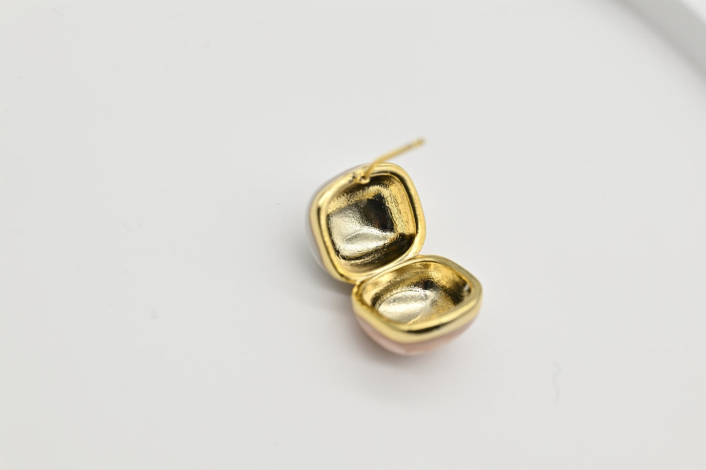 Dual-Tone Marbled Earrings