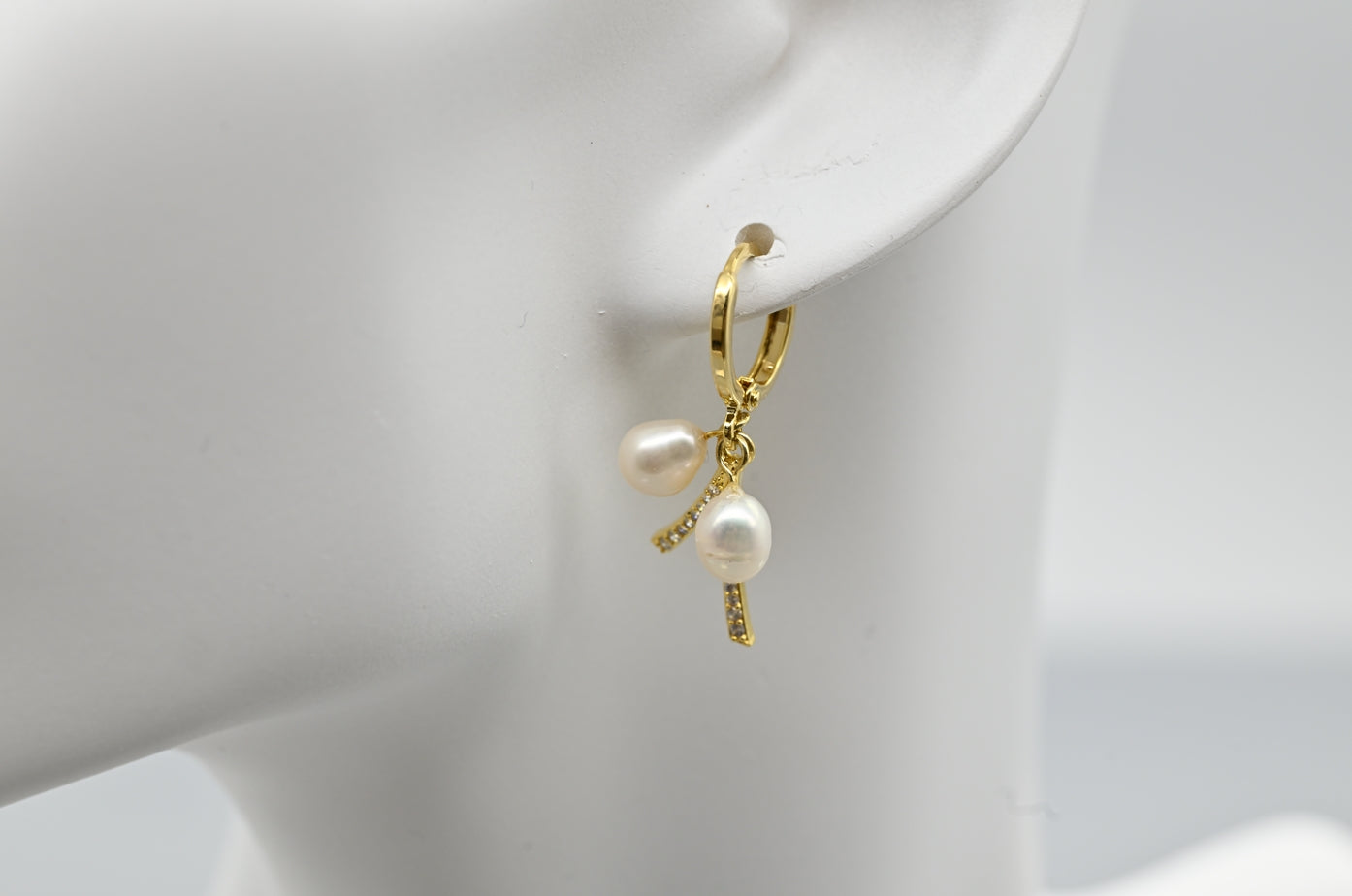 Chic Gold-Plated Faux Pearl and Cubic Zirconia Hoop Earrings