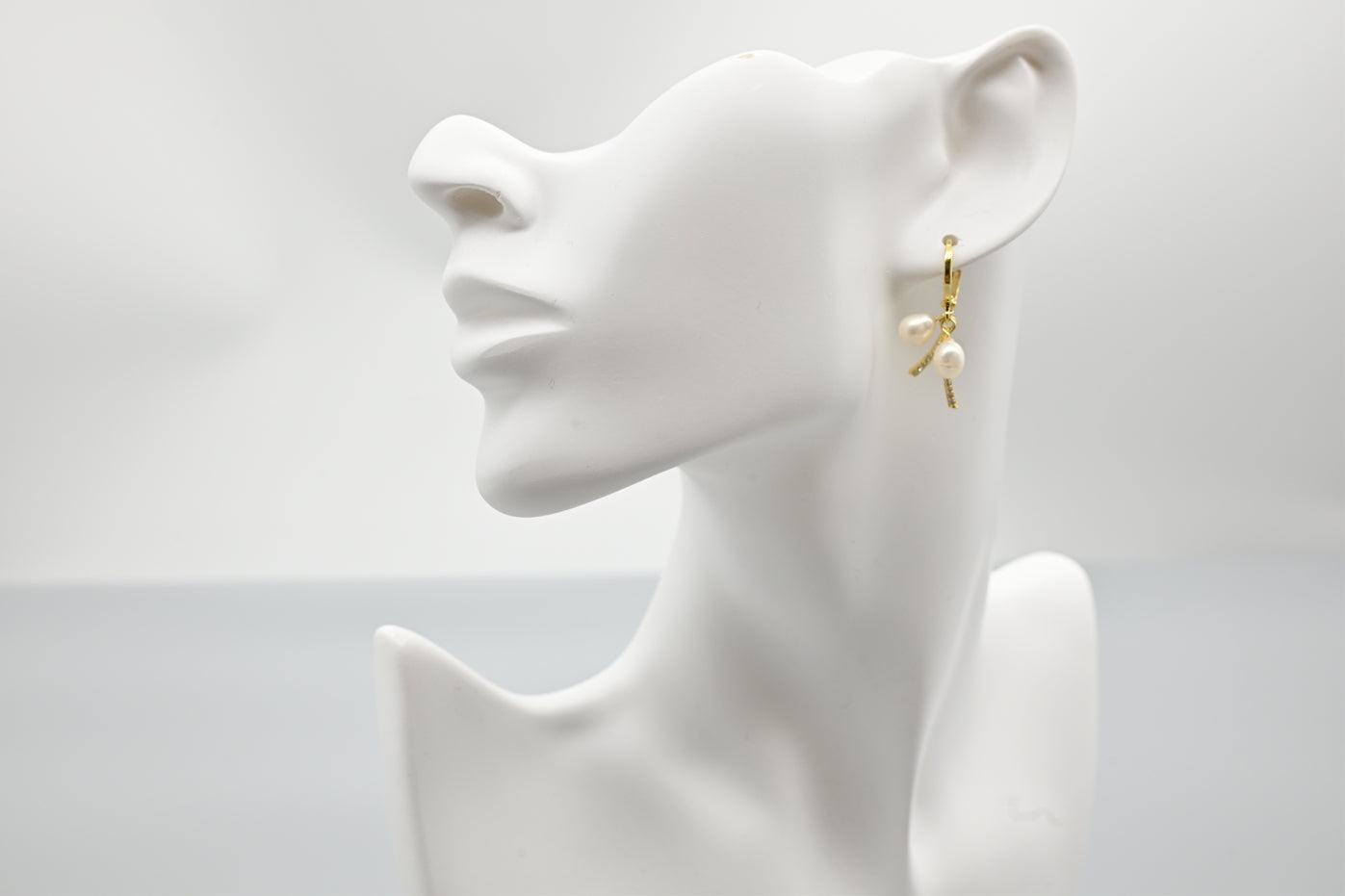 Chic Gold-Plated Faux Pearl and Cubic Zirconia Hoop Earrings